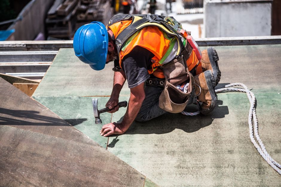 Pneumatic Nail Gun Sizing and Selection: Gauge, Pressure and Air-Supply Realities