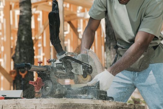 Pneumatic Nail Gun total cost of ownership analysis - Comparison: Light Brad vs Mid Framing vs Heavy Framing Tools