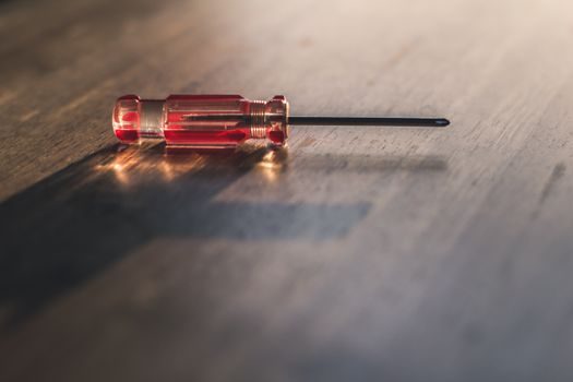 Polycarbonate (PC) advantages and disadvantages - Disadvantages and Failure Modes to Engineer Around