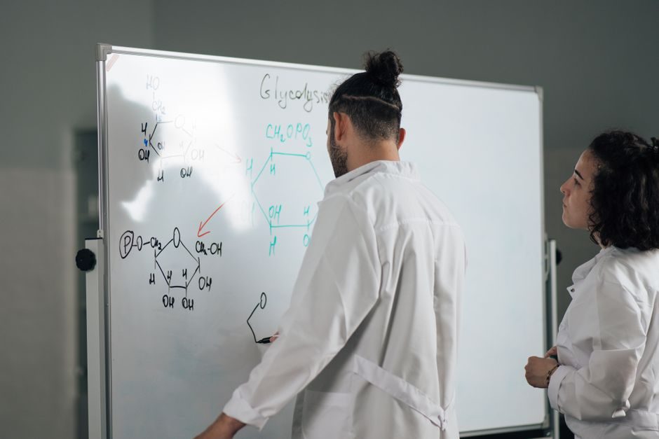 POM Advantages and Disadvantages: 2026 Spec Trade-Off Map for Engineers