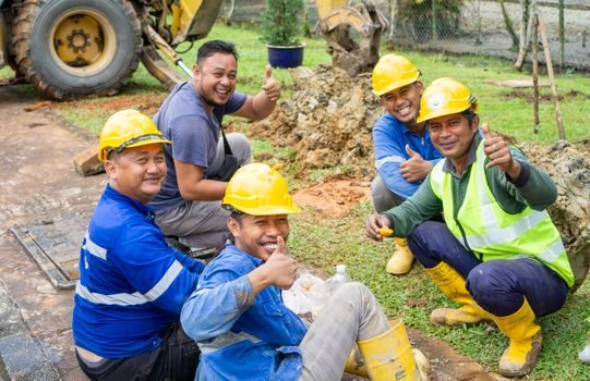 Power Trowel advantages and disadvantages - Safety, Standards, and Crew Considerations