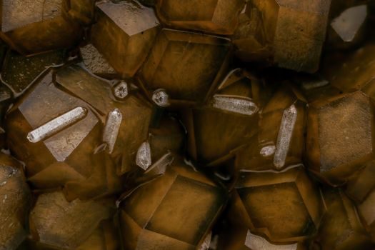 Quartz Material vs Optical Glass - Failure Modes, Limitations, and Common Mis-Specifications