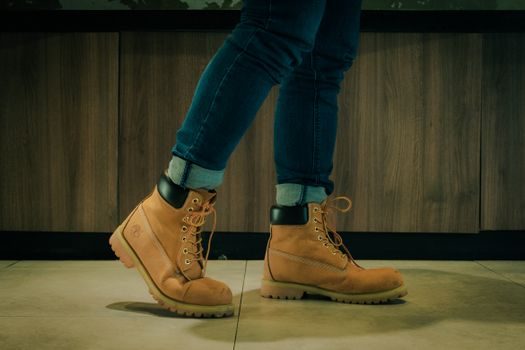 Safety Shoes price and cost guide - Certification Levers: EN ISO 20345, ASTM F2413 and Beyond