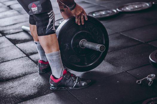 Safety Shoes advantages and disadvantages - Weight, Fatigue and Ergonomic Penalty