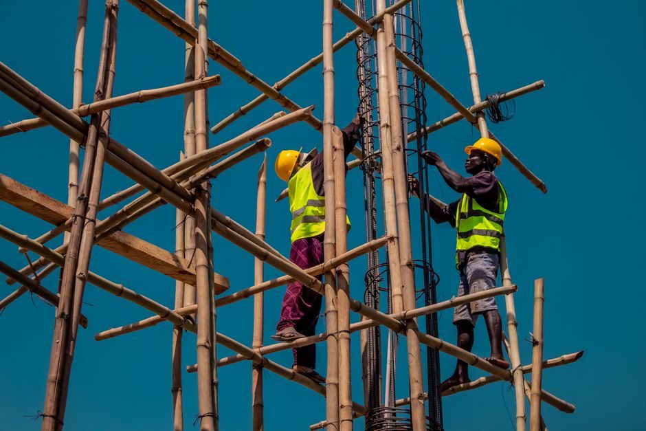 Scaffolding trade-offs: cost, safety, and spec choices compared