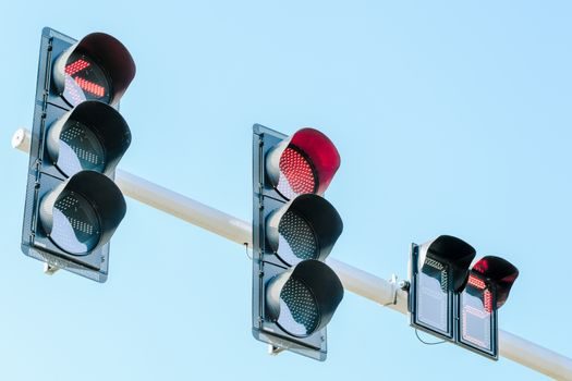 Selector Switch vs Pushbutton & Pilot Light - Sourcing, Standards, and Trackable 2026 Signals