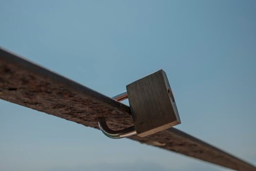 Self-Aligning Bearing selection criteria - Locking Method, Lubrication, and Mounting Detail