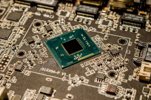 server hardware manufacturing quality standards - Component-Level Rules: ECC, RAID, and NIC Tiers