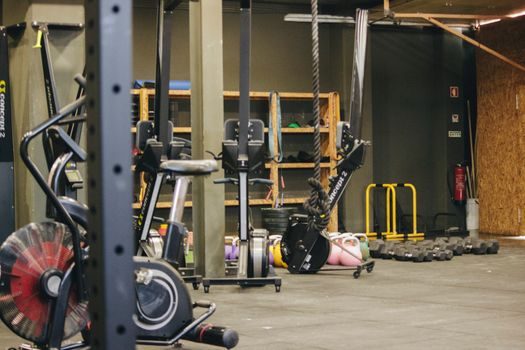 Shakeout Machine types and classifications - Selection Criteria: Weight, Sand Ratio, and Heat