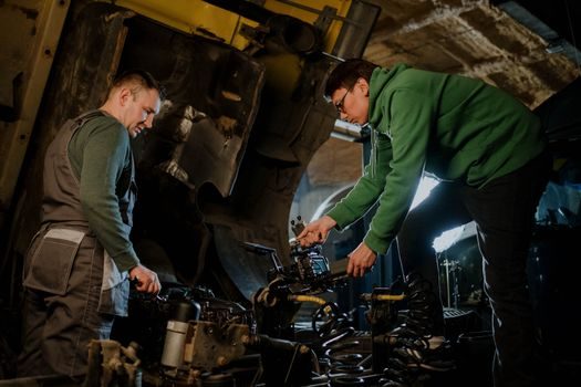 Shot Blasting Machine types and classifications - Peening vs Cleaning: Two Different Machines