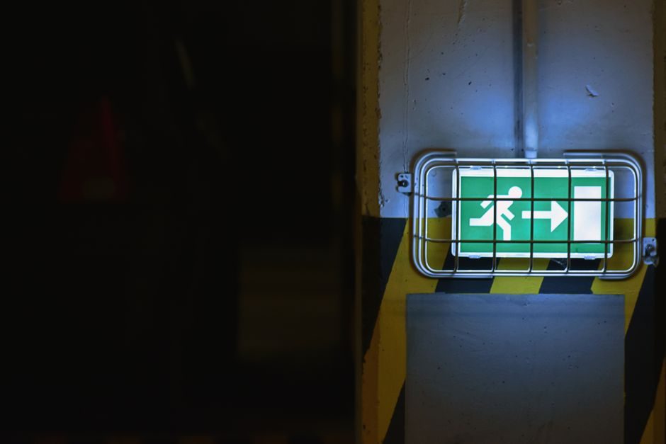 Signal Isolator Buying Guide 2026: Loop-Powered, Active and Ex-Rated Compared