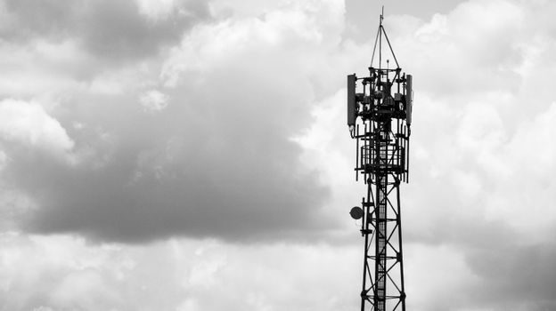 Signal Repeater vs Industrial Router - Interference and Signal-Quality Caveats
