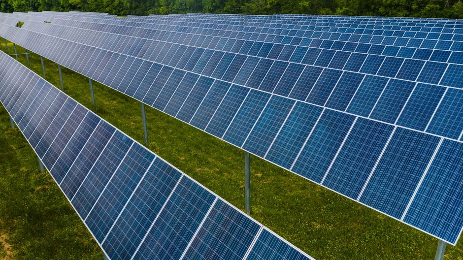 Solar Panel Competitive Landscape 2026: Costs, Cell Techs and Installer Spreads