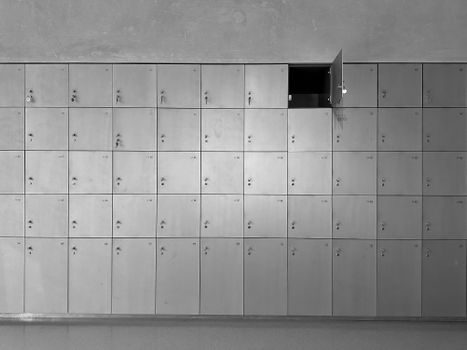 SPC Flooring installation guide - Click-Lock Floating Installation: Expansion Gap, Stagger, and Door Transitions