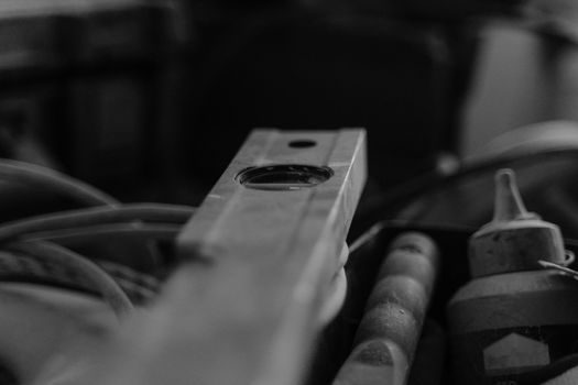 Spirit Level vs Strain Gauge - When the Two Sensors Meet