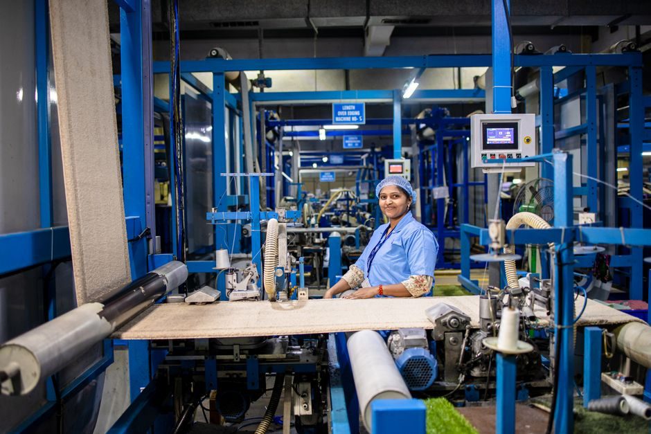 Stretch Wrapping Machine vs Vacuum Packaging Machine: Spec-First Decision Map