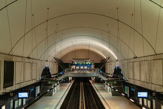 Suspended Ceiling advantages and disadvantages - Trade-off matrix: where the system breaks down