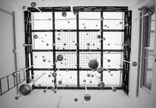 Suspended Ceiling selection criteria - Load Capacity: 12-25 kg/m² for Lay-In, Anchor Loads for Fixtures