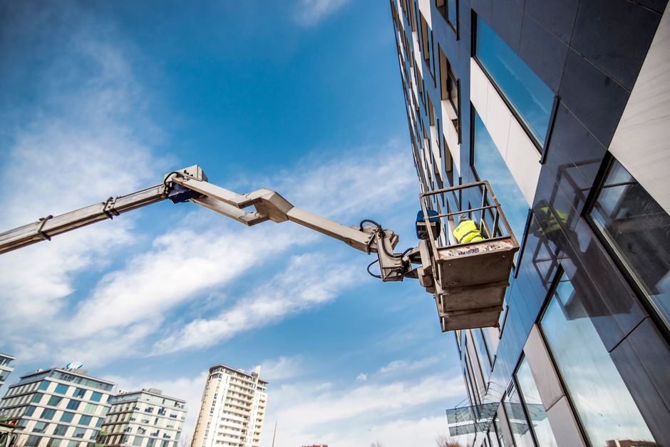 Suspended Working Platform Installation: Rigging, Hoist Checks, Acceptance