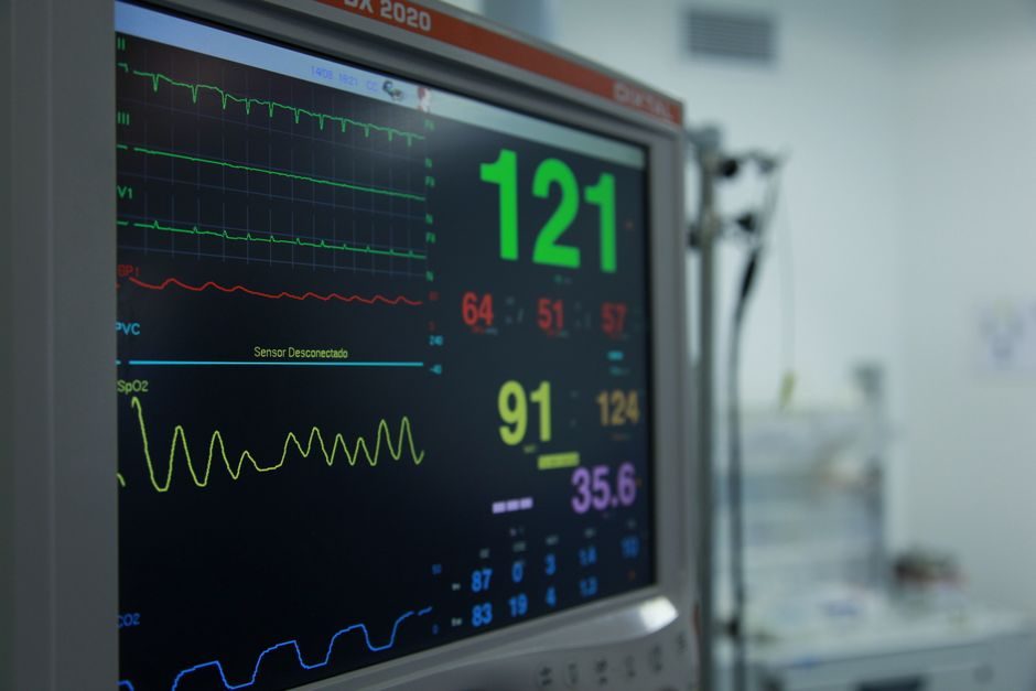 Temperature monitoring device selection: 2026 spec-first buyer's map