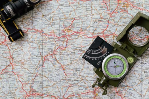 Theodolite suppliers and manufacturers - Where theodolite supply overlaps with adjacent instrument categories