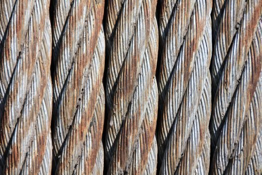 Timing Belt types and classifications - Construction: rubber versus polyurethane, with steel or aramid tensile cords