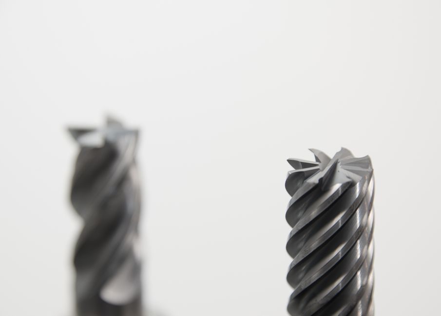 Tool and Die Steel Installation: Grade Gates, Hardness Targets and Heat-Treat Sequencing