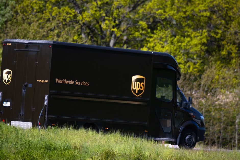 Top Advanced Packaging Companies 2026: Food-Pharma vs Semiconductor Lanes