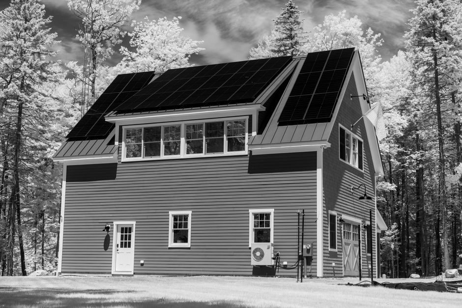 Top Photovoltaic Companies 2026: Shipments, Silicon and Inverter Revenue Lanes