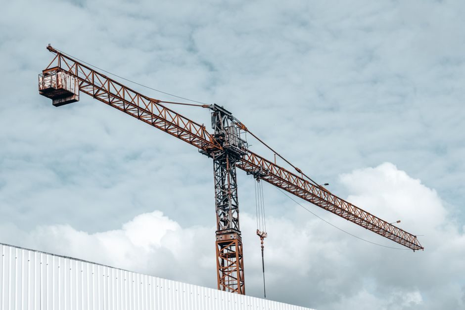 Tower Crane Sizing and Selection: A Spec-First Field Guide