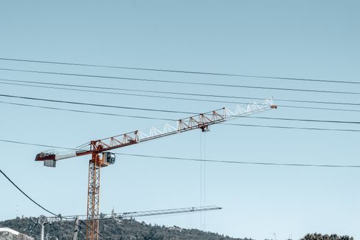 Tower Crane types and classifications - Selection Criteria Compared: Which Type Fits Which Job