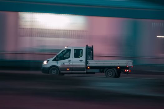 Truck-Mounted Concrete Pump advantages and disadvantages - Selection Criteria: Chassis, Drive, and Boom Geometry