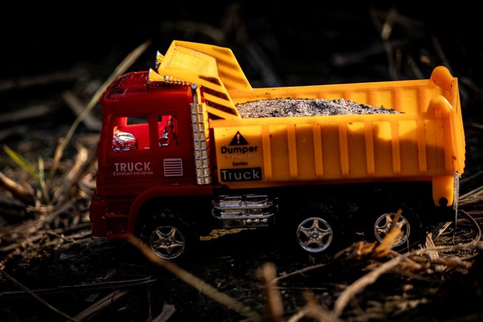 Truck Scale Trade-Offs: Capacity, Accuracy, Foundation, and Throughput