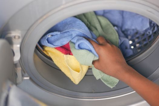 Turnover Box advantages and disadvantages - Selection Criteria: Load, Temperature, Cycle Count, Hygiene, and Cost-per-Trip