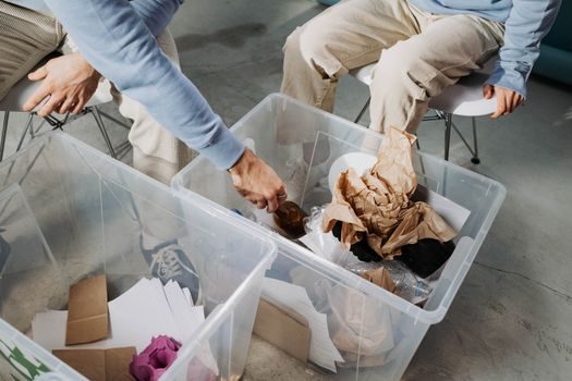 Turnover Box advantages and disadvantages - Strengths of Plastic Turnover Boxes: Cycle Life, Hygiene, and Stack Density