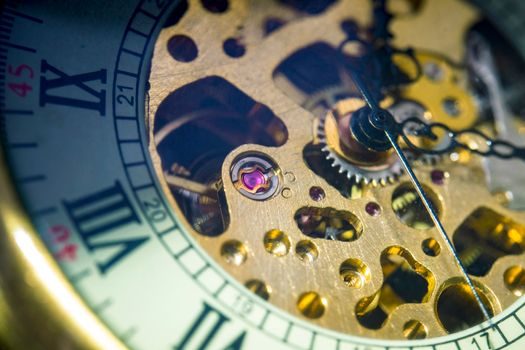 Vacuum Die Casting Machine sizing and selection guide - Cycle Time, Throughput and the 6-Bar Compressed-Air Overhead