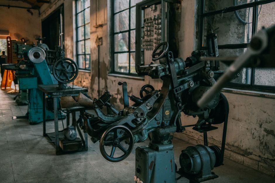 Vacuum Die Casting Machine: Spec-Driven Pros, Cons and Sourcing Signals