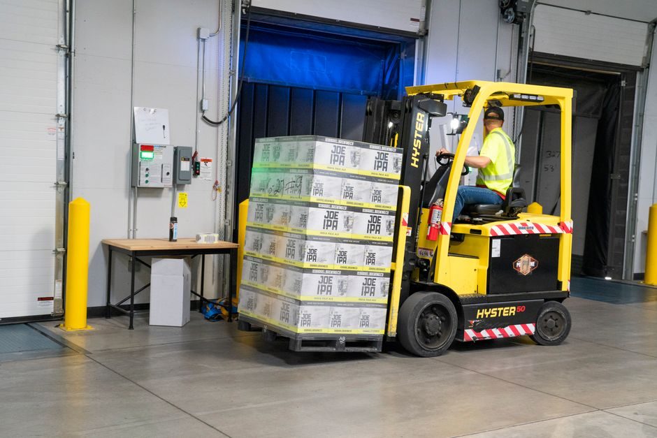 Vertical Lift Module Advantages and Disadvantages: 2026 Spec Engineer's View