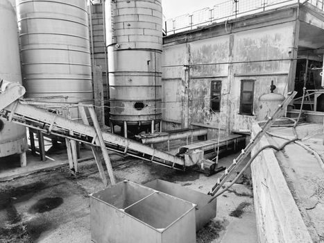 Vibrating Conveyor price and cost guide - Selection Criteria and a One-Page Comparison
