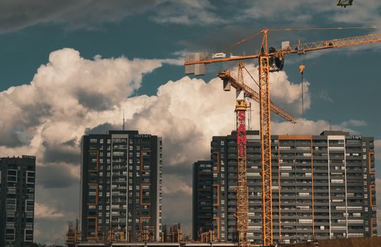 Weather Station vs Air Quality Monitor - Use Cases: Construction, Agriculture, Public Health, Industrial