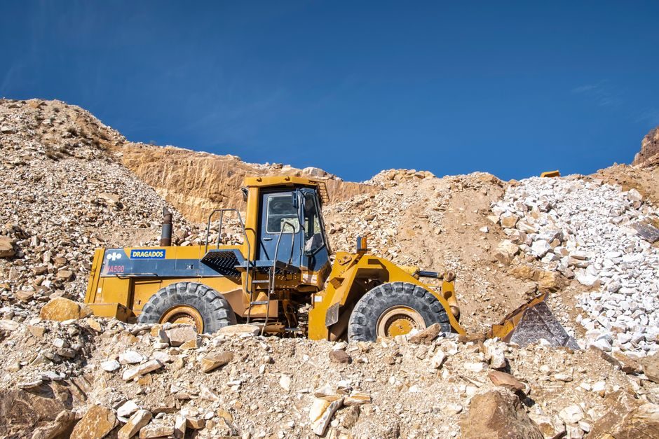 Wheel Loader Suppliers 2026: China Cluster Map, Price Bands and Sourcing Logic