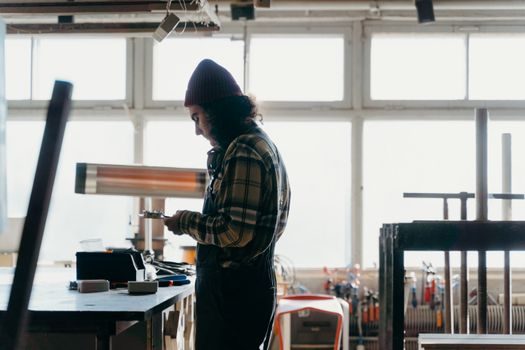 work bench selection guide - Sourcing and Standards Reference