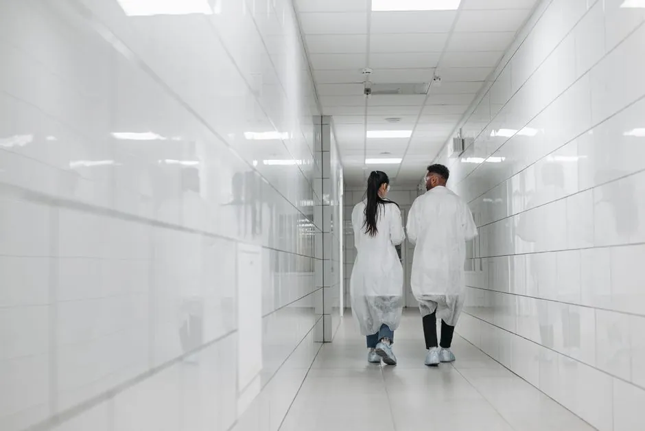 AAC Block Selection for Cleanroom Walls: Density, Finish, and ISO Class Limits