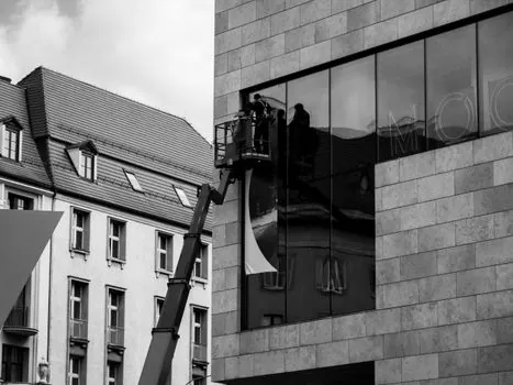 Aerial Work Platform selection for urban infrastructure - Boom Lifts: Articulated vs Telescopic vs Spider