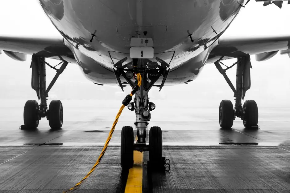 Aerospace engineering plastic selection: PEEK, PEI, PAI, PI and PPS in 2026