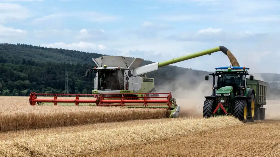 Agricultural Slewing Bearing Selection: Raceway, Seal and Gear Spec Map