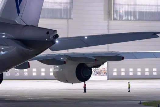 AGV Robot selection for air cargo - Comparison of the four navigation options on air-cargo criteria