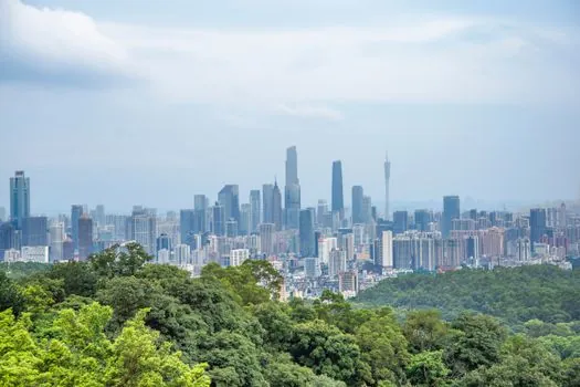 AI accelerator sourcing from China guide - Workload fit: training, cloud inference, edge AI, FPGA