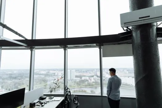 air quality monitor selection criteria for machine guarding frame - Who should NOT pick a low-cost indoor unit