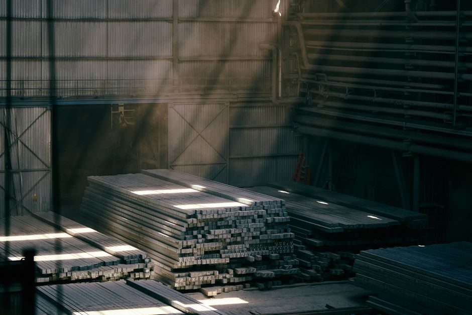 Alloy Steel Selection for Construction: Grades, Properties, Spec Map